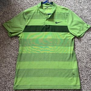 Nike Blade Neck green and black polo size Medium